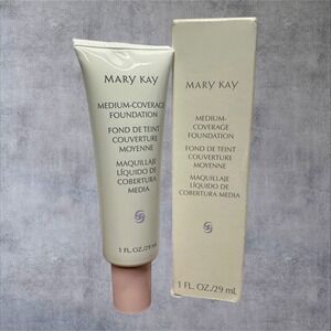 Mary Kay Medium-Coverage Foundation Bronze 708 364200 1oz New - Pink Cap